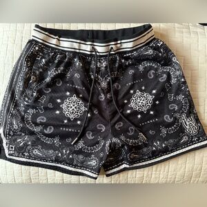 YOUNGLA 132 INFAMOUS BANDANA
SHORTS Black & White Paisley Print Mens Large